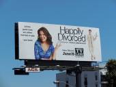 Счастливы в разводе | Happily Divorced (1 сезон) Онлайн